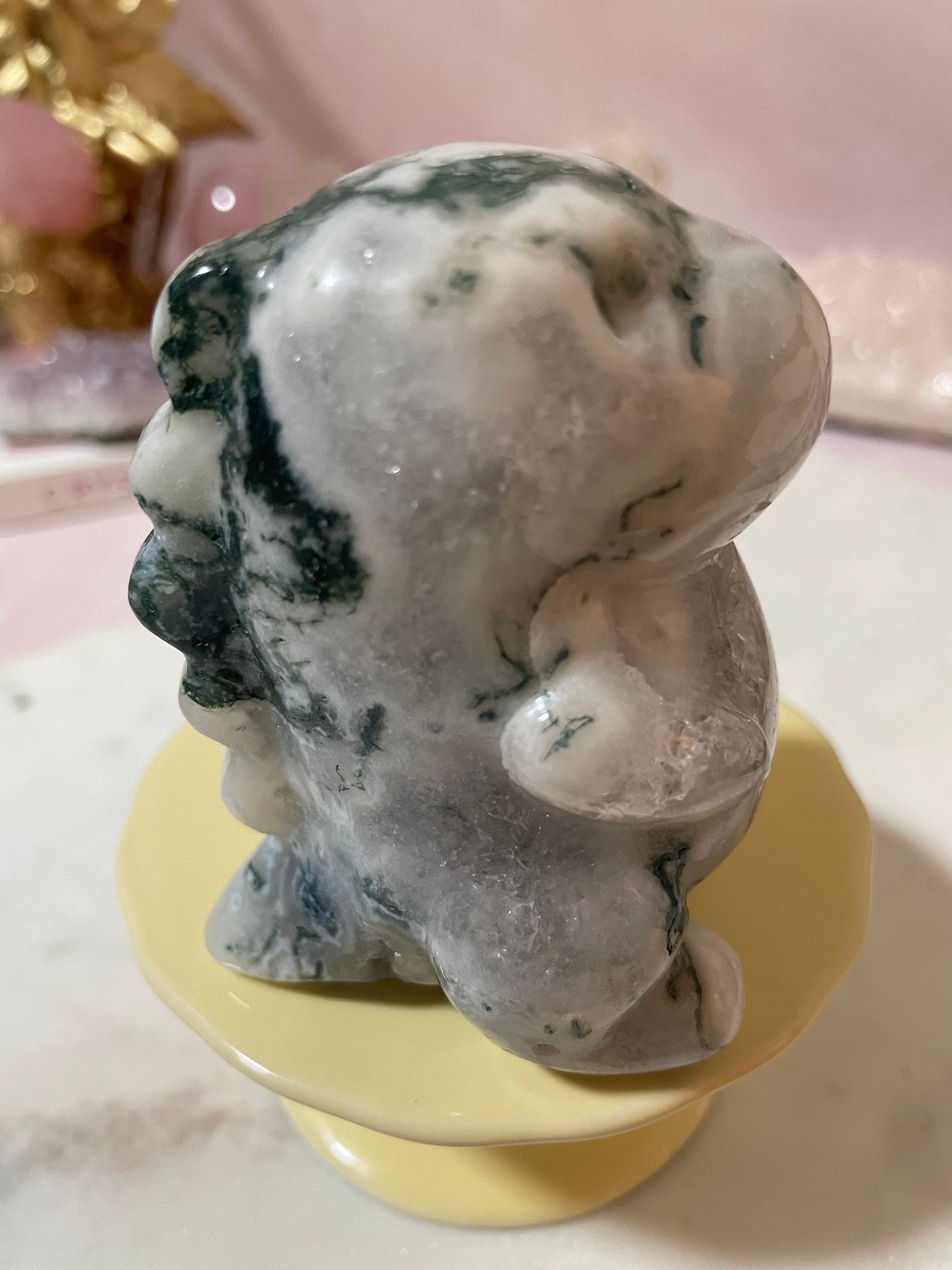 Moss Agate chubby dinosaur carving