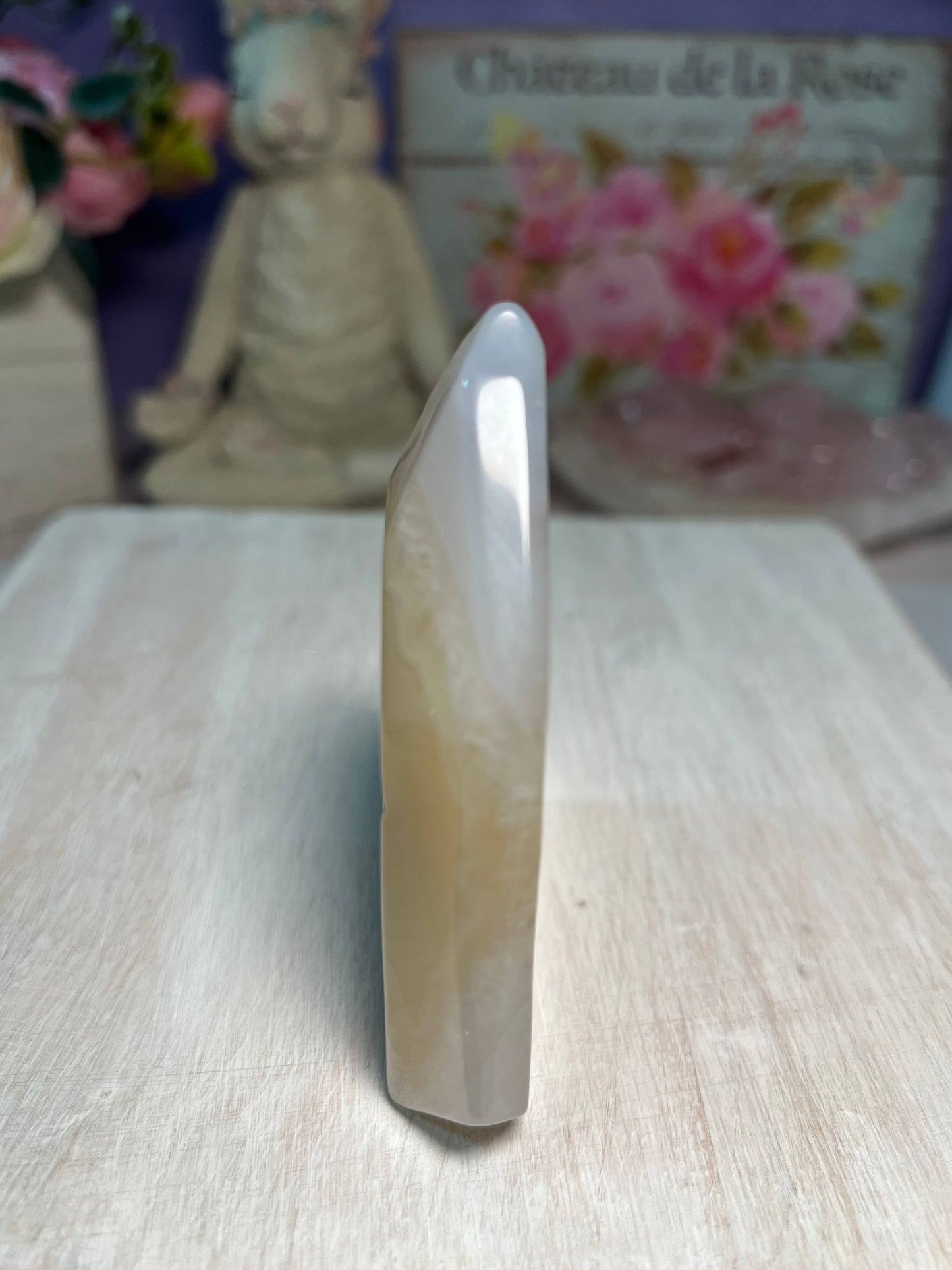 Beautiful Creamy Druzy agate tower