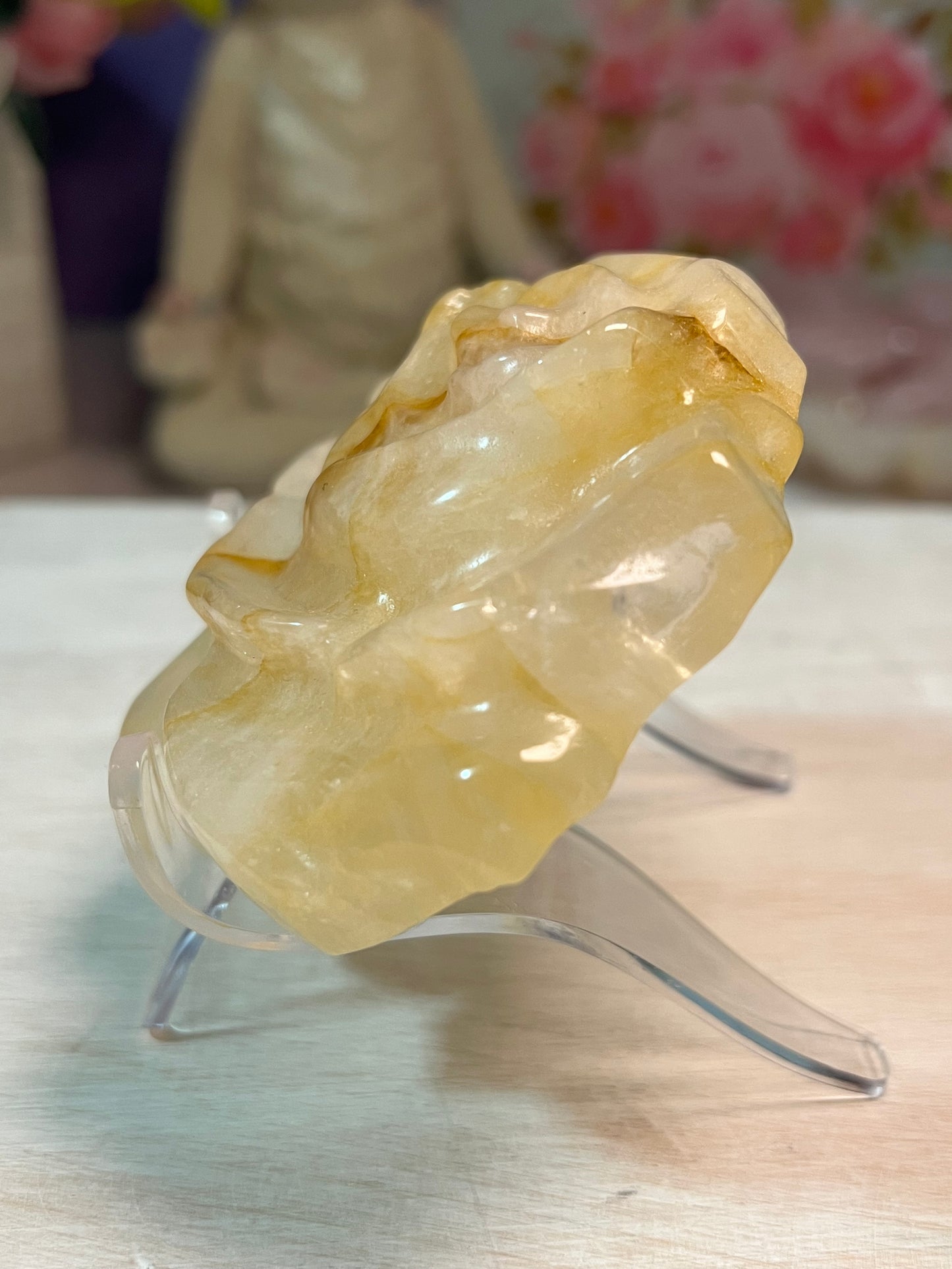 Beautiful Golden Healer Rose Carving