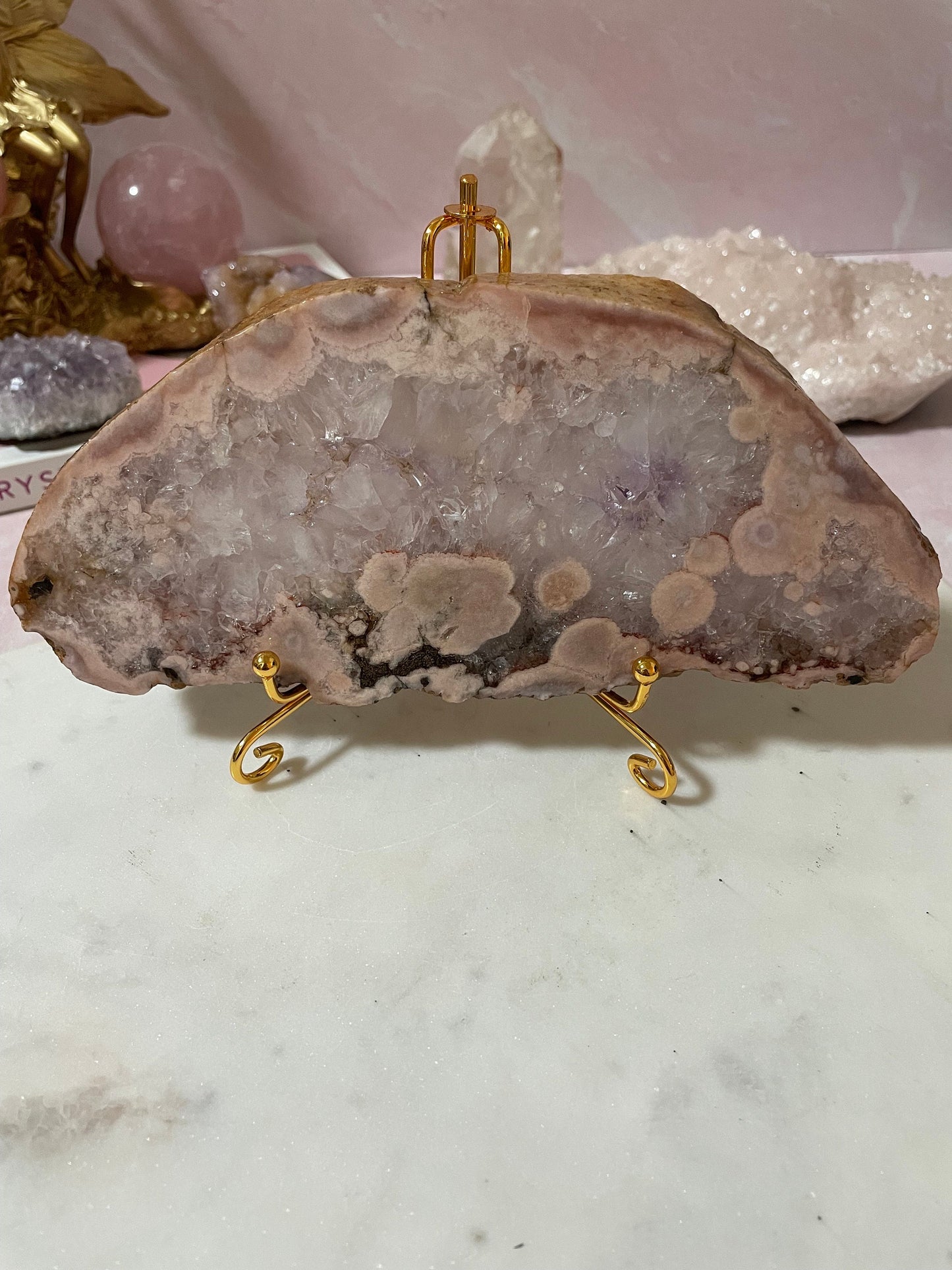 Gorgeous Quartzy Flower agate slab with a hint of Amethyst