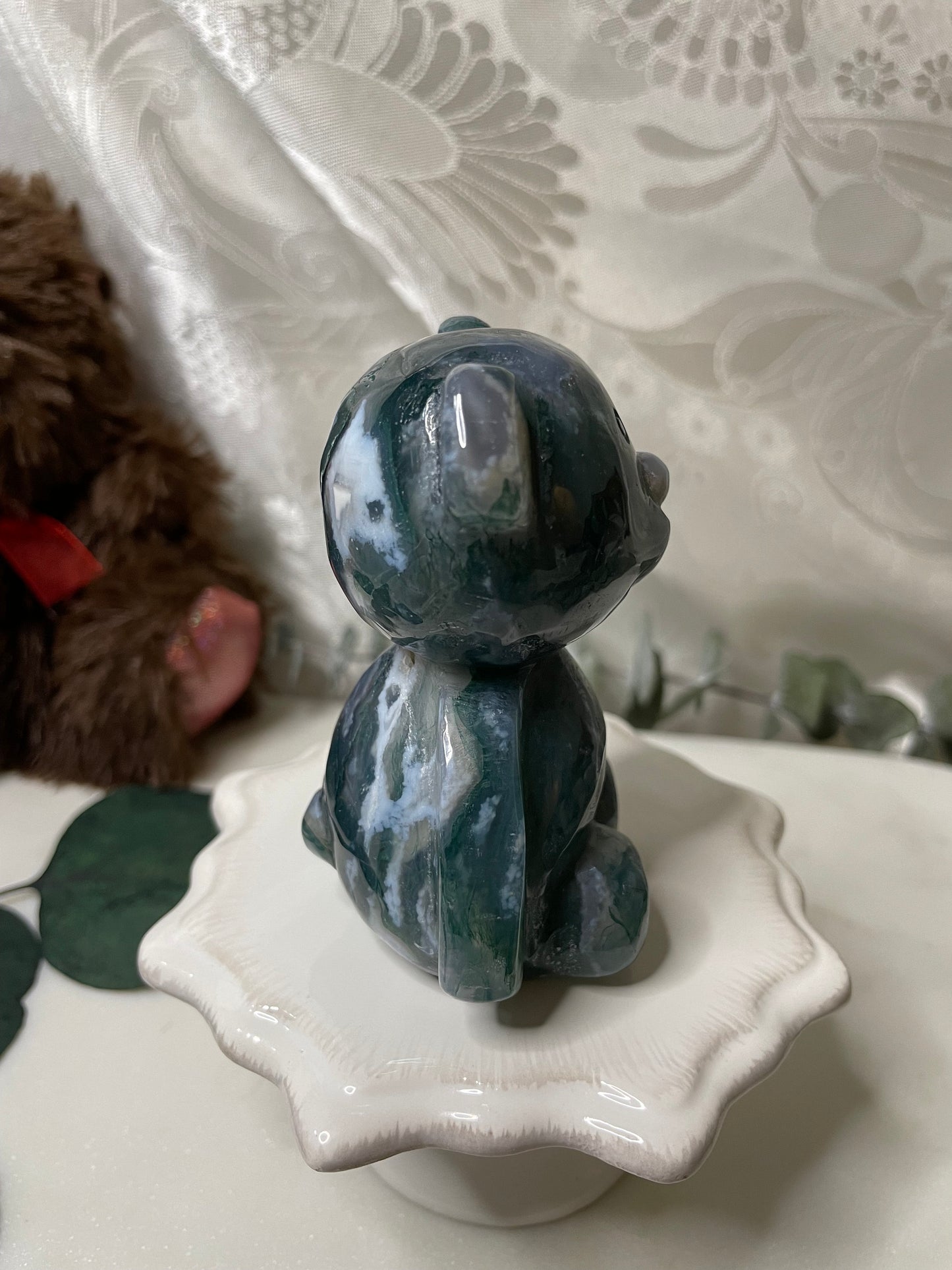 Moss Agate teddy bear carving