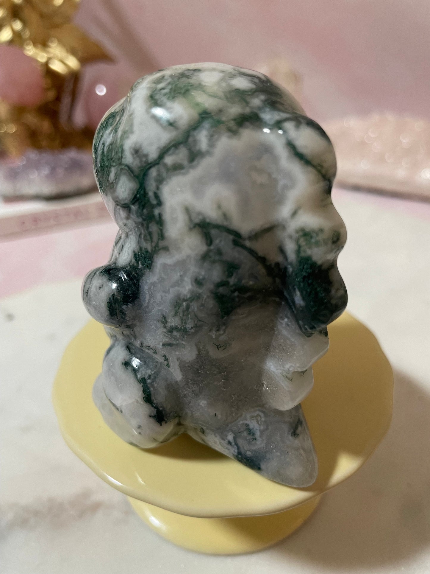 Moss Agate chubby dinosaur carving