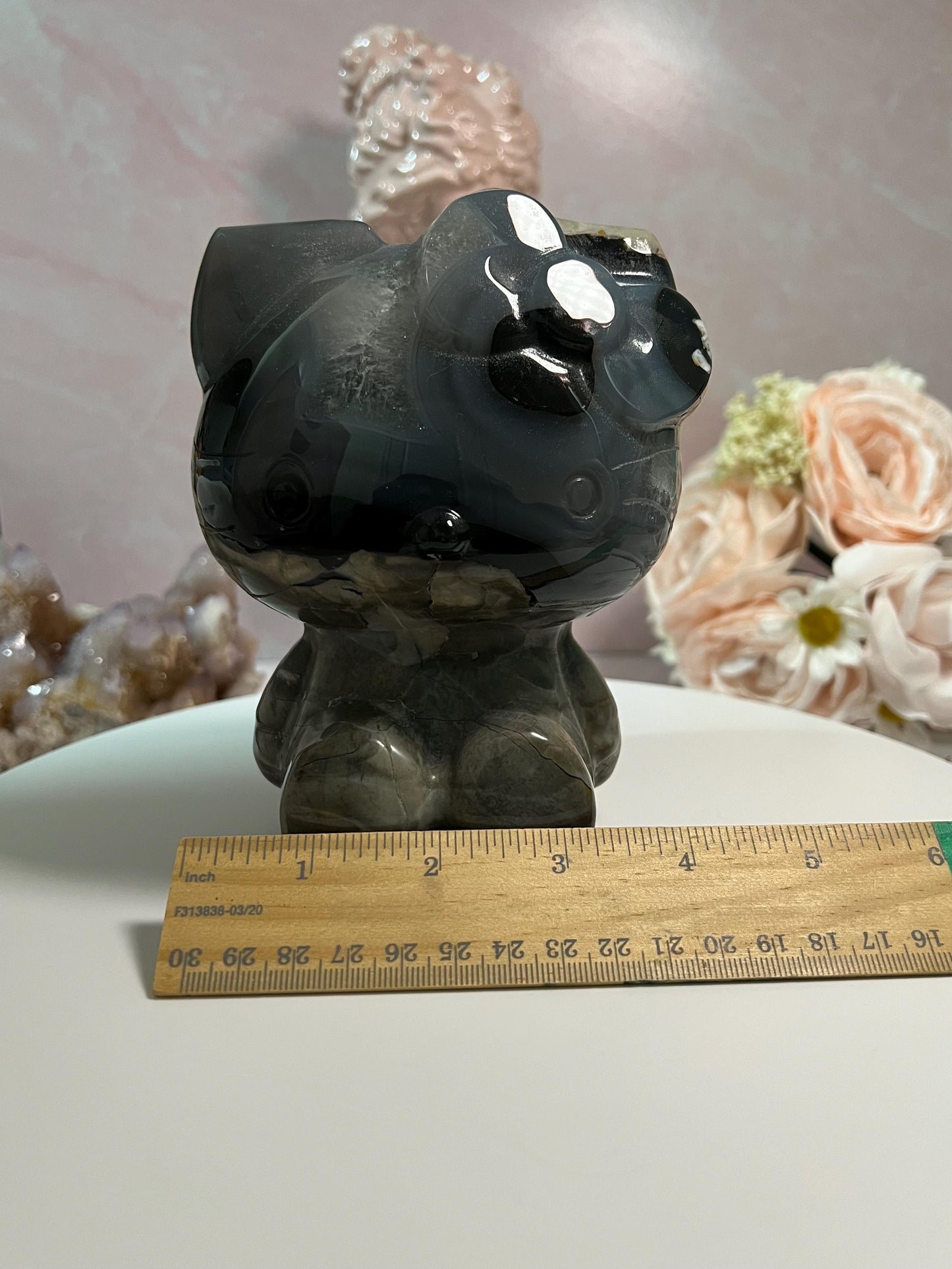 UV Reactive Volcanic Agate Hello Kitty