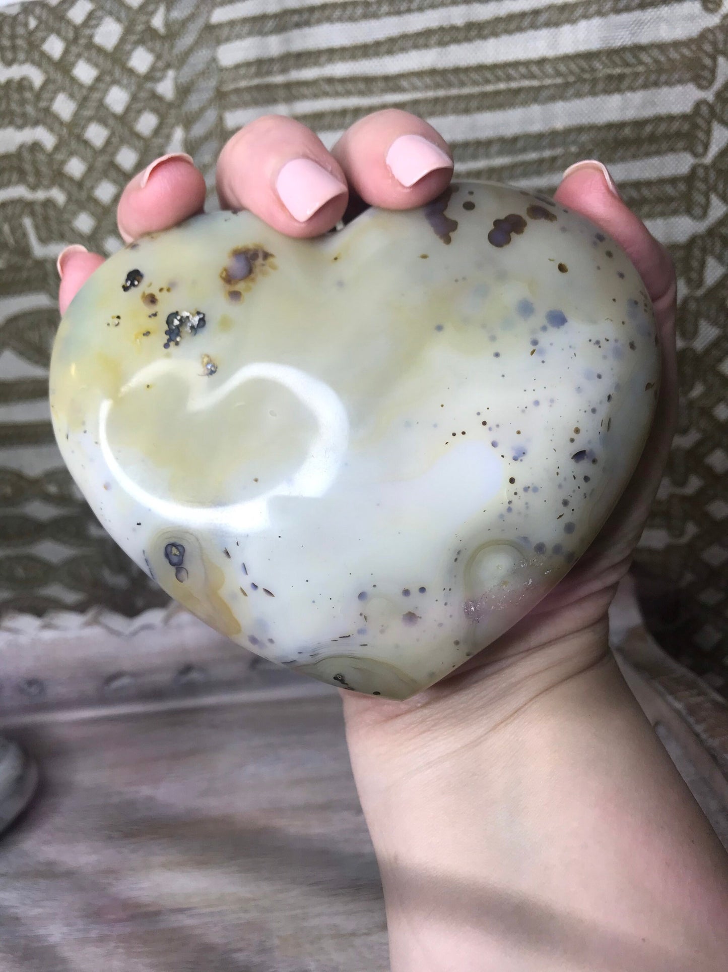 Dendritic agate heart
