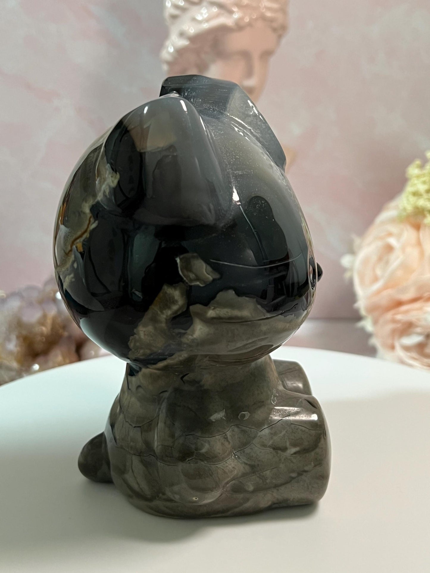 UV Reactive Volcanic Agate Hello Kitty