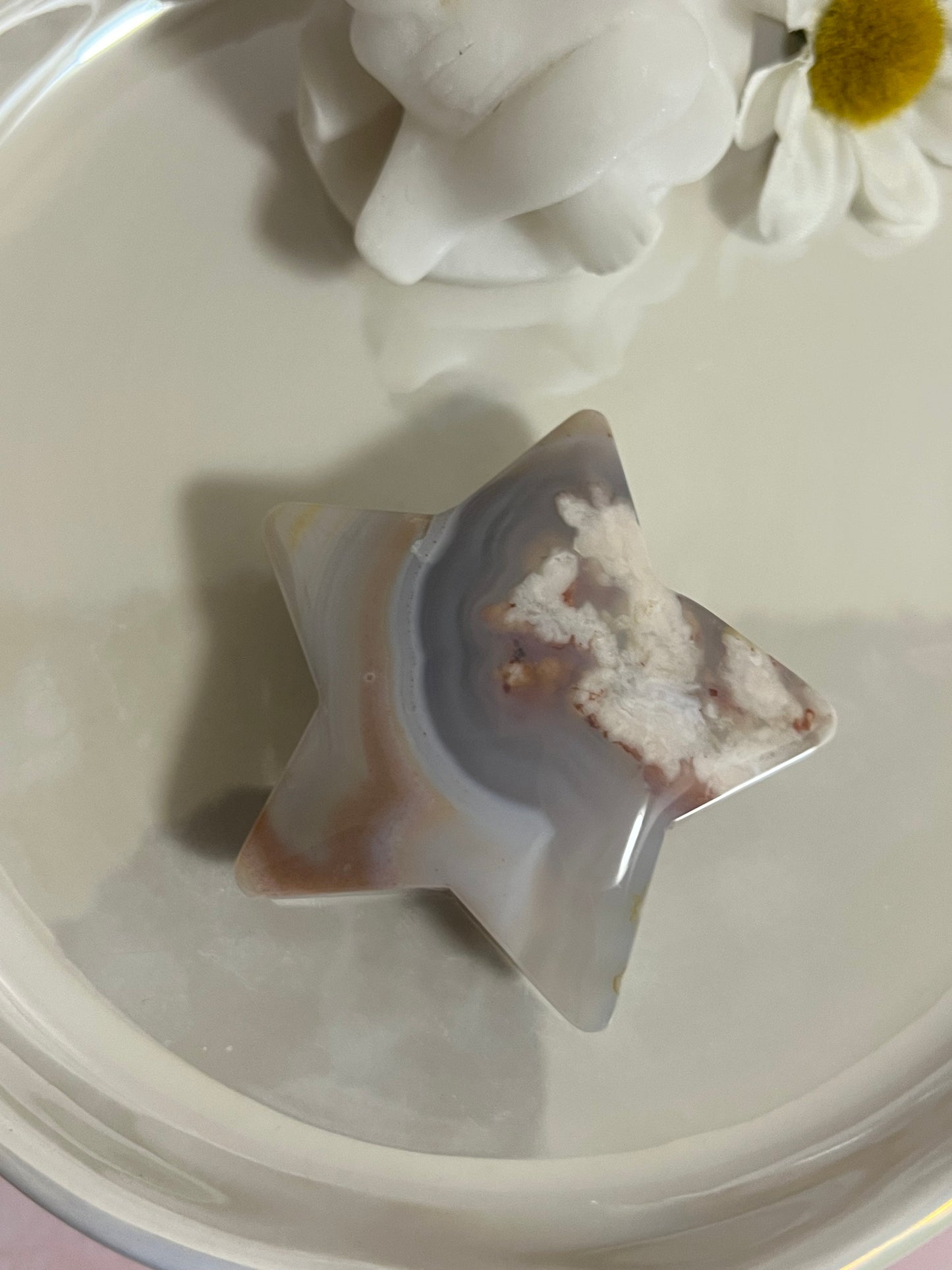 Flower Agate Star Carving