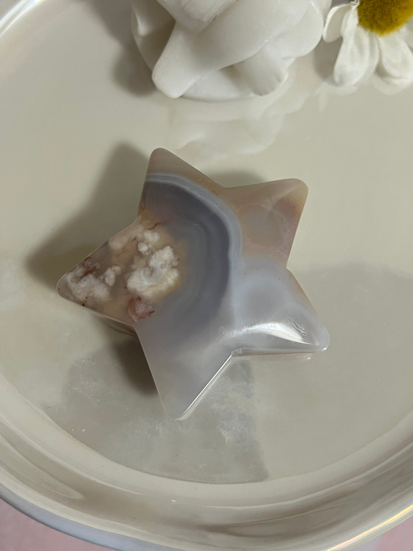 Flower Agate Star Carving