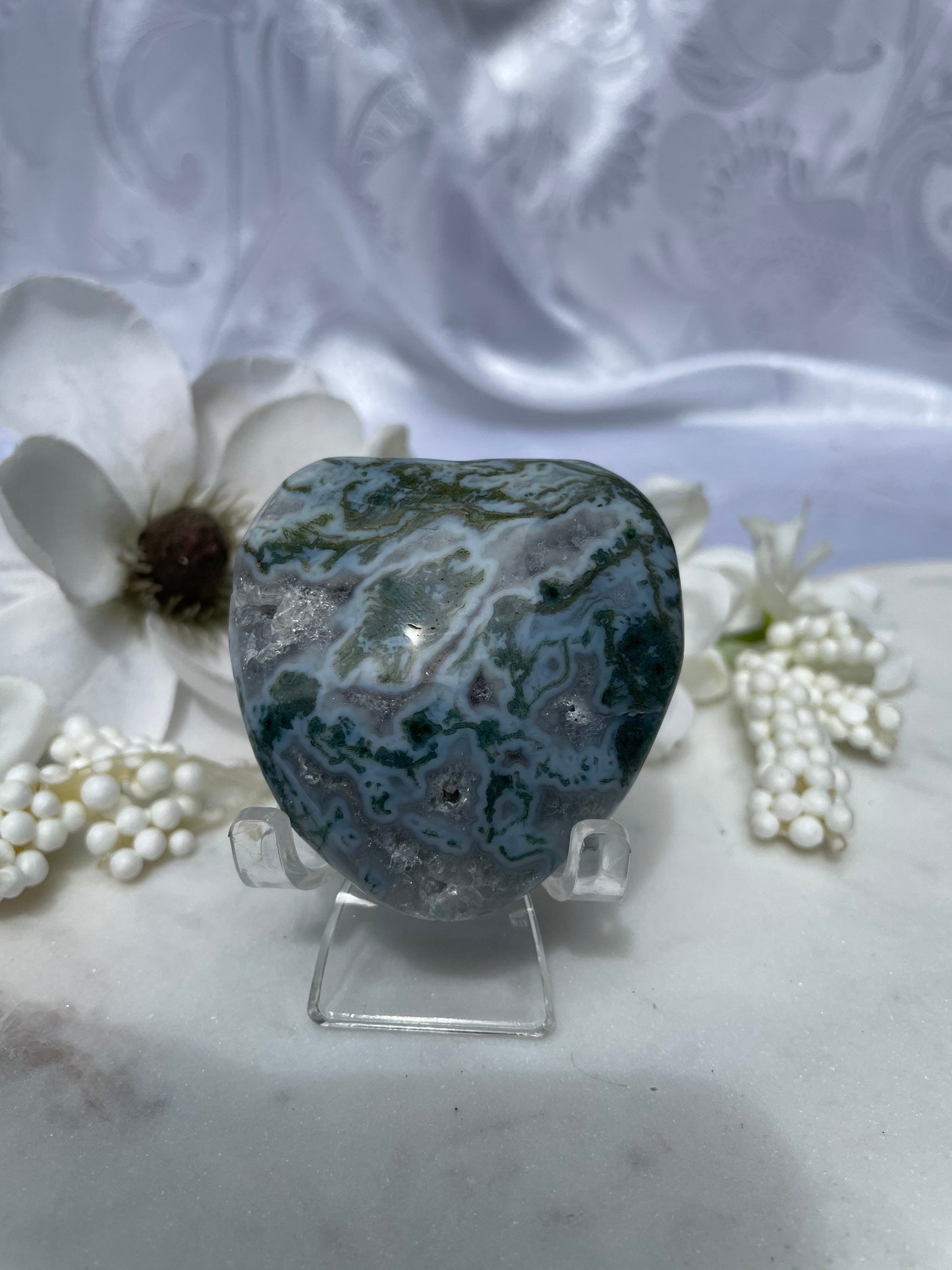 Gorgeous moss agate heart