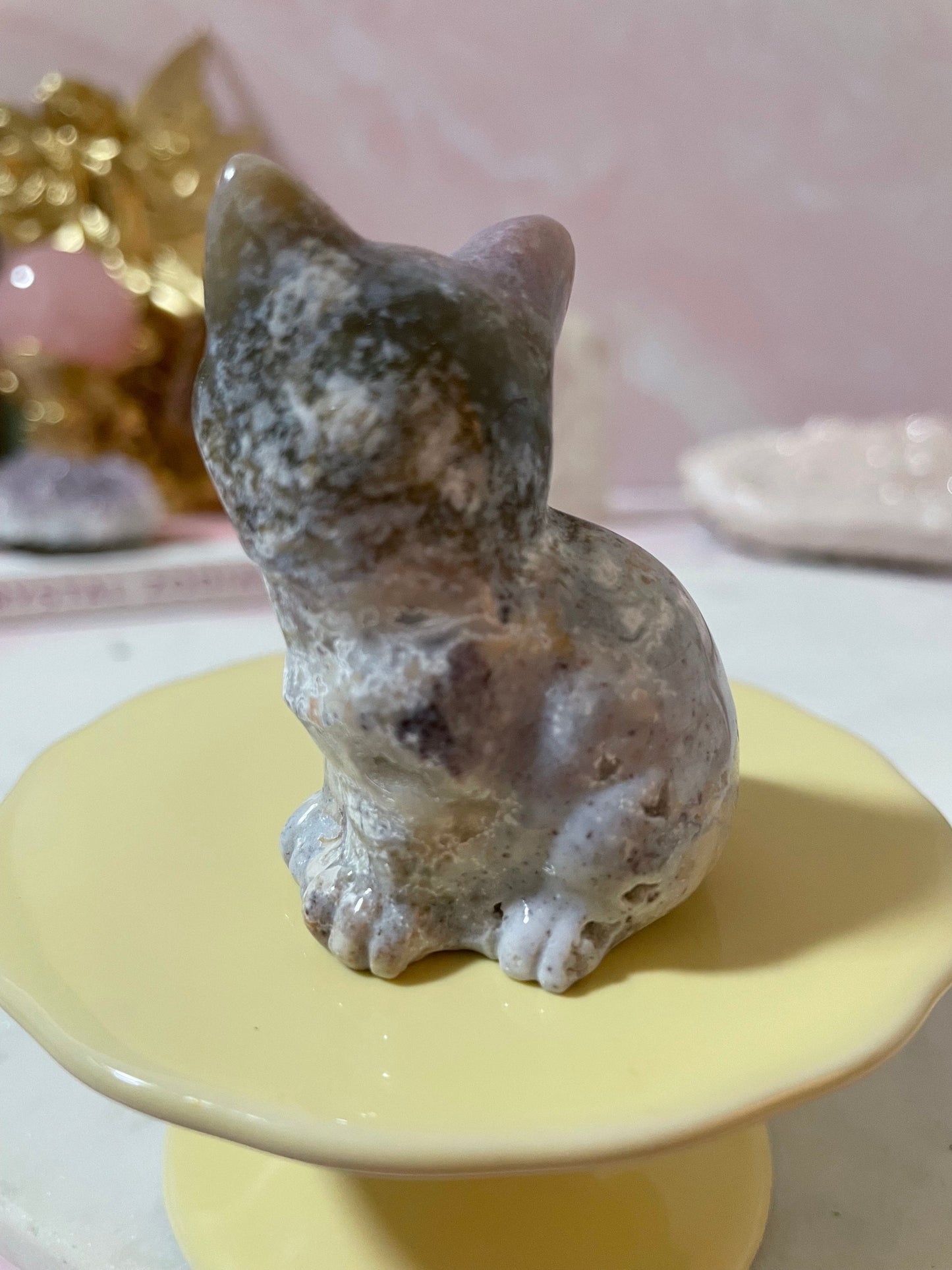 Beautiful Sea Jasper sitting cat carving.