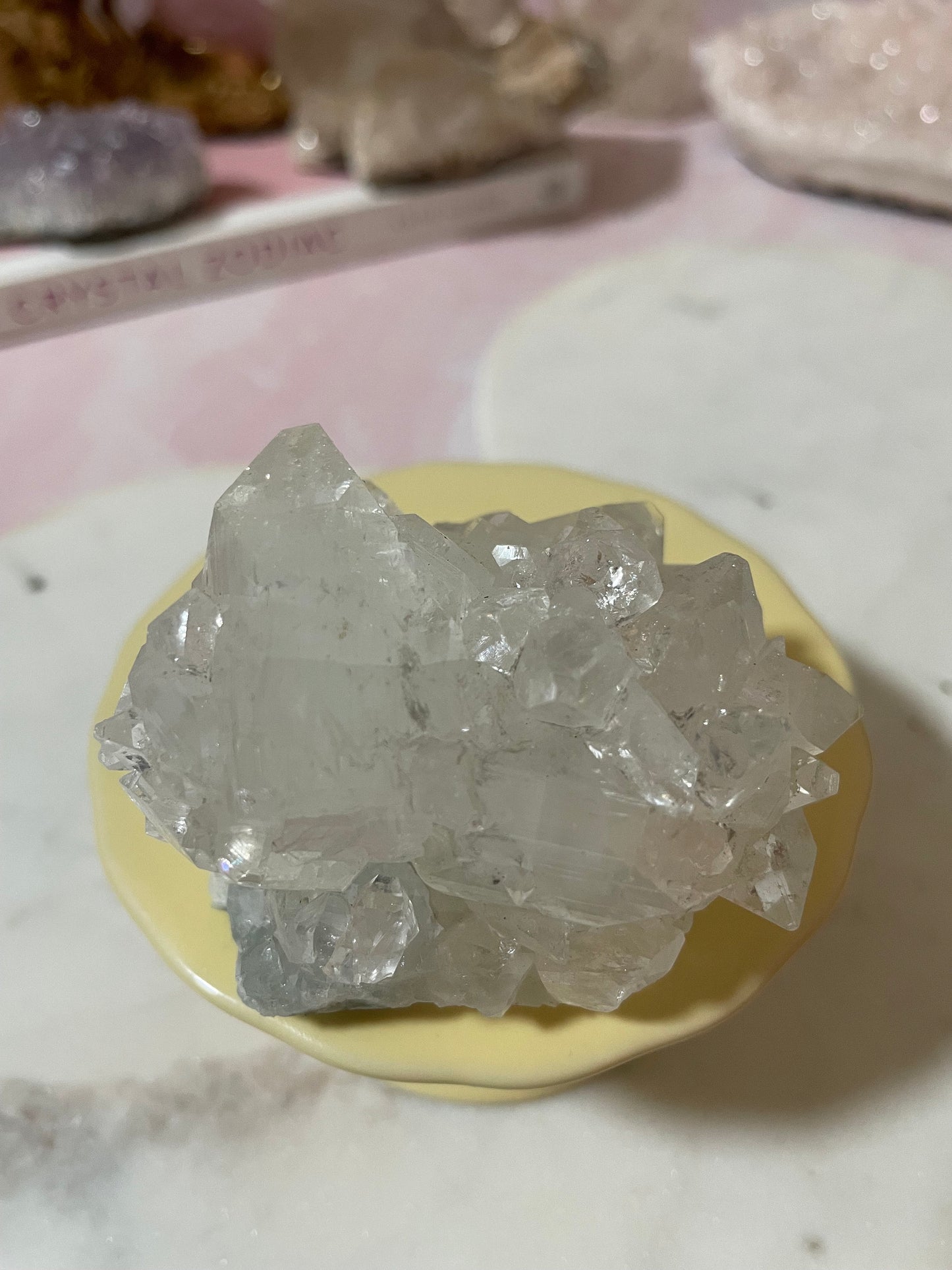 Stunning clear apophyllite floret from Jalgaon, Maharashtra India