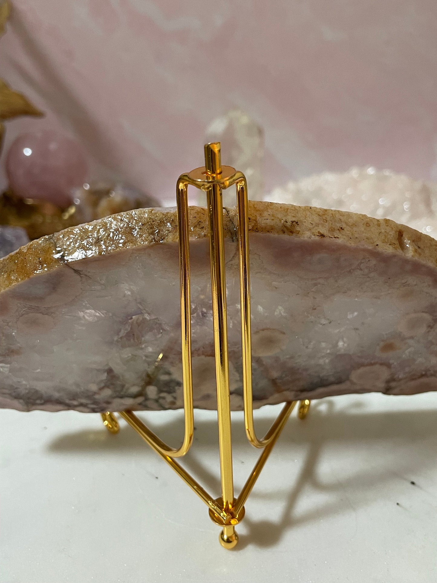 Gorgeous Quartzy Flower agate slab with a hint of Amethyst