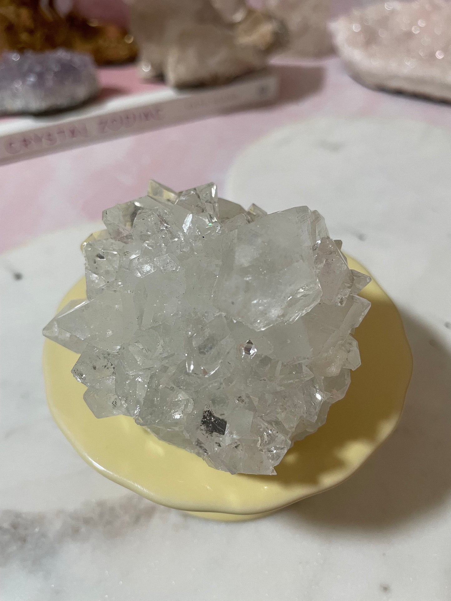 Stunning clear apophyllite floret from Jalgaon, Maharashtra India